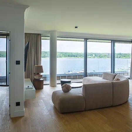 Luxury Riva Zegrze - Book It Warsaw * Zegrze Poludniowe