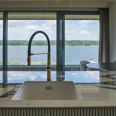 Luxury Riva Zegrze - Book It Warsaw *